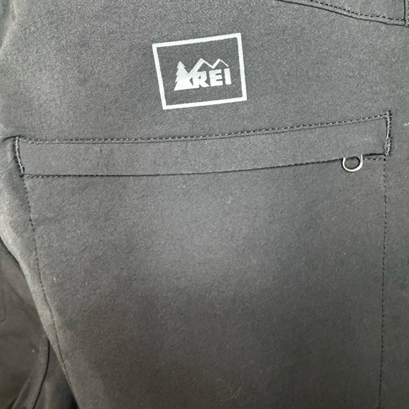 REI Woman’s Black trail pants-
Like new condition! - Picture 8 of 8